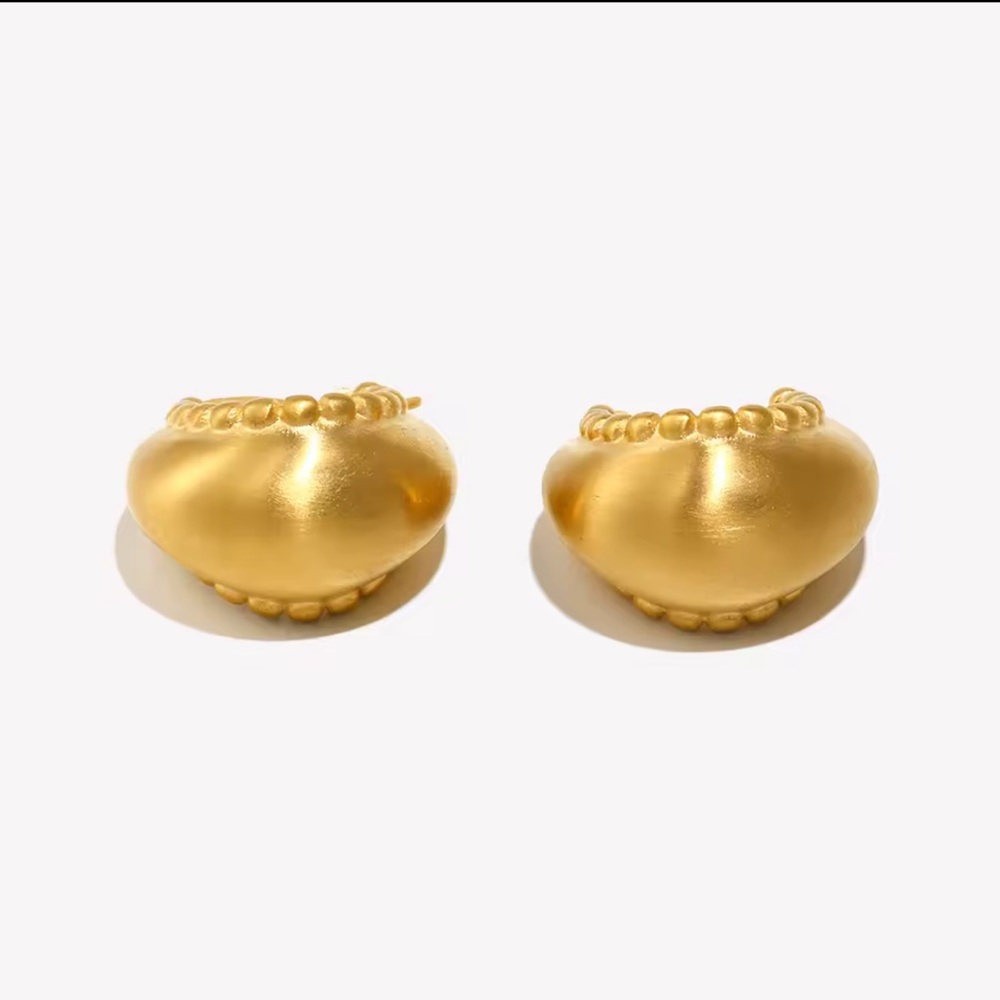 Basket Matte Golden Hoop Earrings 18 K Gold Stainless Steel - Picture 6 of 11